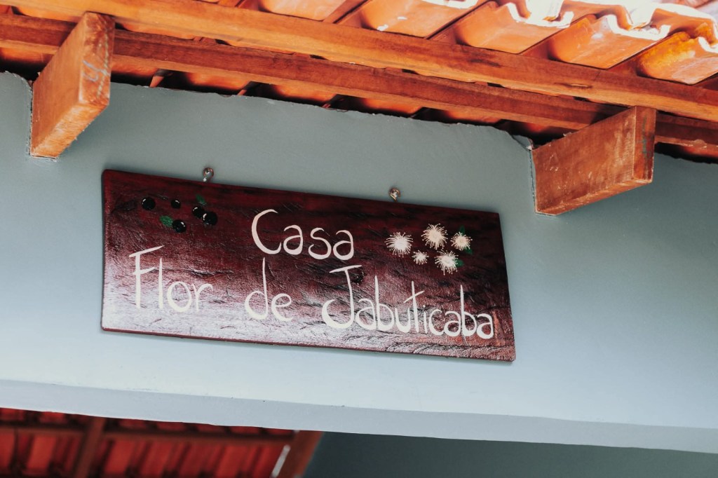 Placa de identificação da casa de temporada-Foto: Arquivo pessoal/Tereza Félix
